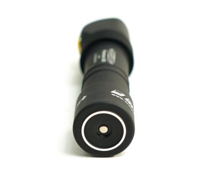 Фонарь налобный Armytek Wizard WR Magnet USB+18650 (красный-белый, 1300 лм)